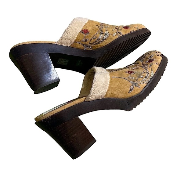 A Marinelli Printed Tan Floral Suede Embroidered 2.5” Heeled Clog Mule Women’s 8 - Picture 1 of 9